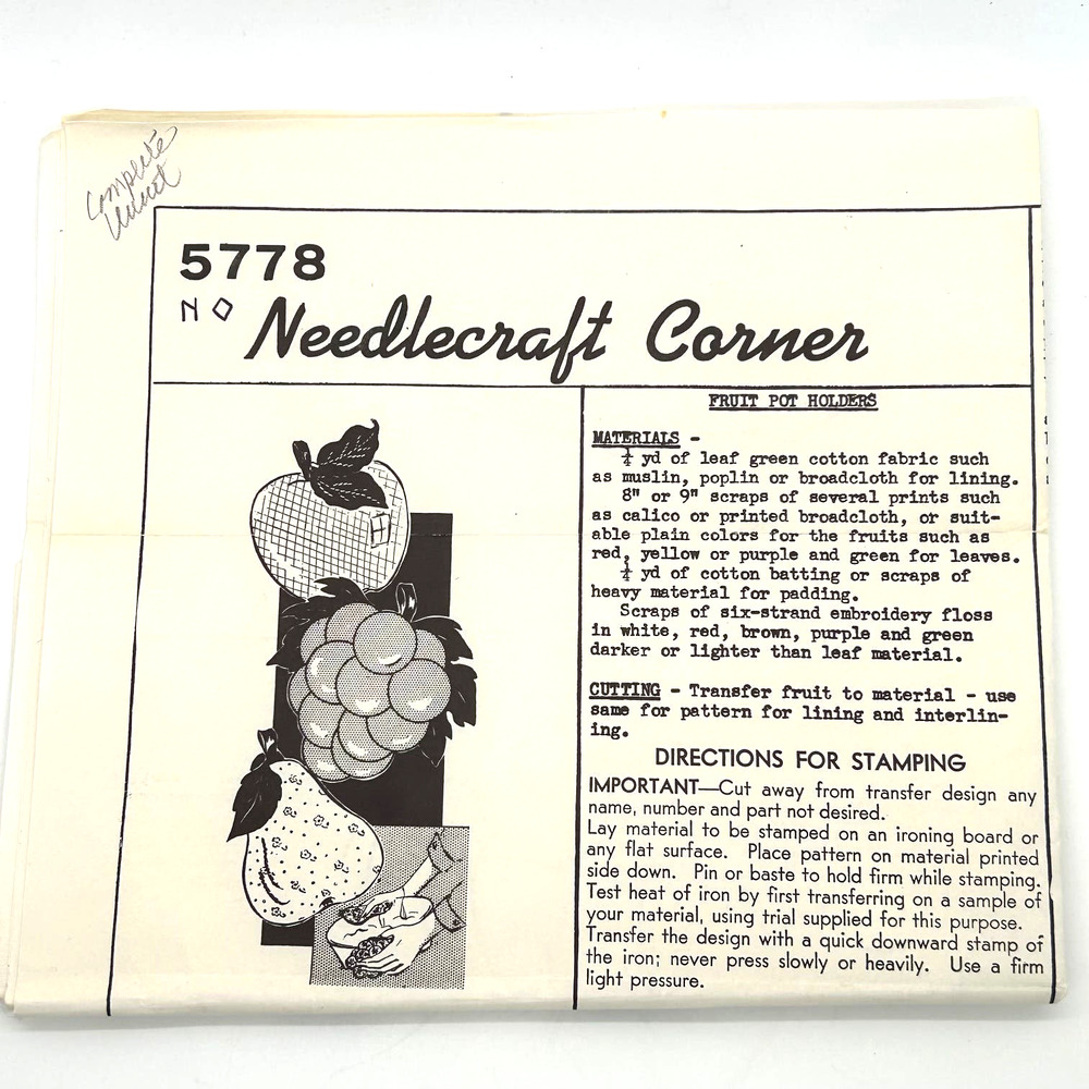 Vintage Needlecraft Corner Fruit Apple, Pear & Grapes‎ Potholders Pattern #5778
